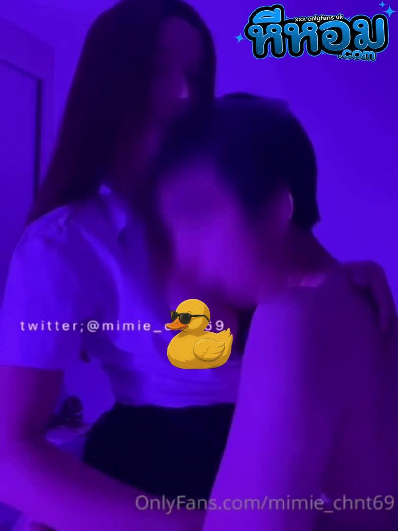 คลิปหลุด Onlyfans Mimiechnt69 เธอมีมี่xxx สาวไทยบอดี้ดีไฟหน้าใหญ่ใส่ชุดหญิงมหาลัยขึ้นขึ้นขี่ควยผัวโดนถี่เสียวเย็ดสดแตกในครางเงี่ยนร่านรูโคตรๆ