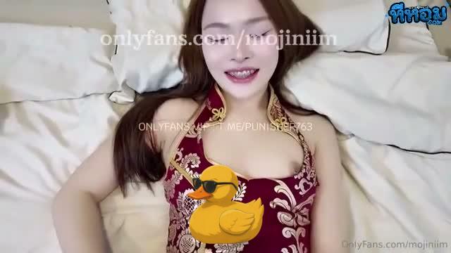คลิปหลุดOnlyfans mojiniim ยอดหญิงขาวหมวยเต็มที่กับกิ๊กในเซ็ตตรุษย์จีนเย็ดกันคาชุด จับโม๊คควยให้เสียวๆก่อนโดนกระชากเย็ดหีถี่ๆจนน้ำแตก