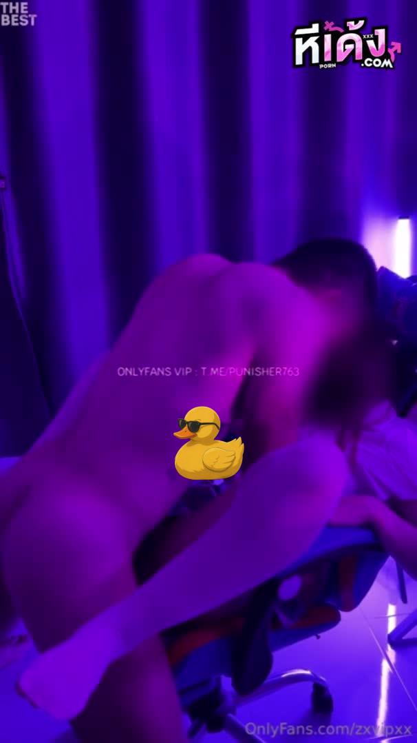 คลิปหลุด Onlyfans zxvipxx นัดนางหุ่นดีมาเย็ด ใส่ชุดเมดนักเรียนญี่ปุ่น โดนคุณเบส อัดควยเข้าหีจับขึ้นขย่มควยสลับกับคุกเข่าแบบแบบสุดๆจะเสียว ก่อนจะลากไปถี่หีบนเตียงนอน เย็ดดุจนตัวเล็กร้องไม่ไหว ก่อนจะเย็ดน้ำพุ่งใส่ตัวโคตรเสียวจริงๆ